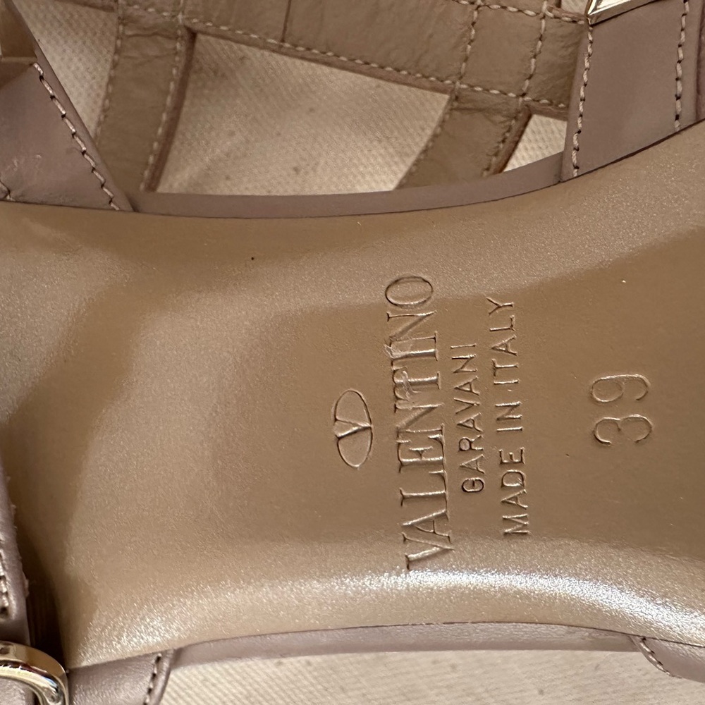 Valentino Garavani Rockstuds - Picture 7 of 9